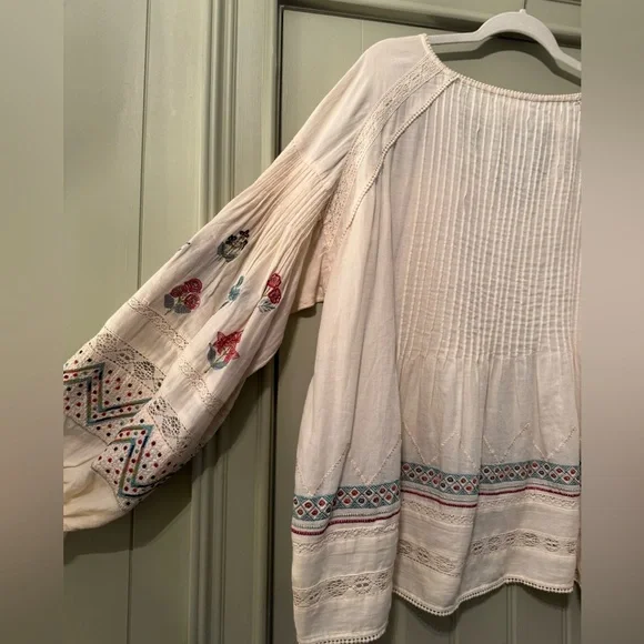 Anthropologie Women’s Ivory Boho Embroidered Blouse Top Size XL Like New! - Picture 7 of 10